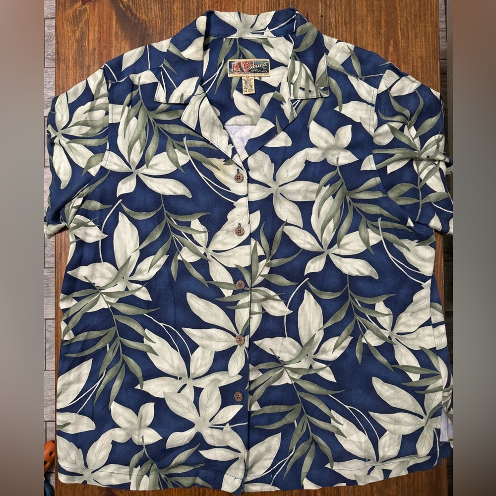 La Cabana Women's Hawaiian Shirt Size 1X Floral 100% Rayon Short Sleeve Aloha